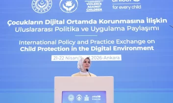 Bakan Göktaş çocukların dijital ortamda korunması toplantısında