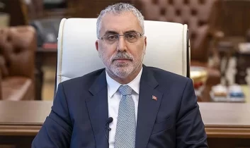 Bakan Işıkhan: 1 Mayıs Emek ve Dayanışma Günü’müzü kutluyoruz