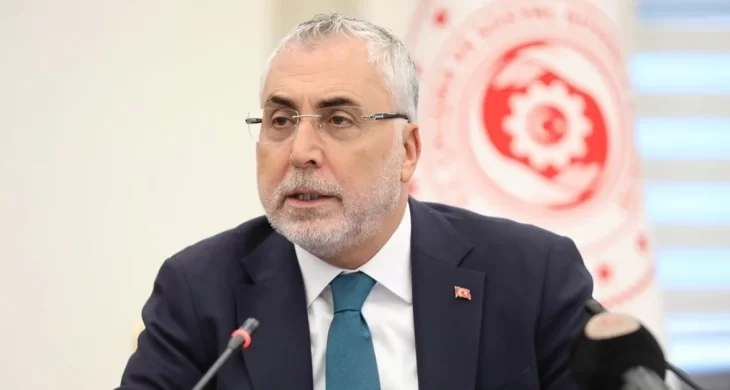 Bakan Işıkhan: Dijital dönüşüm tehdit değil fırsat