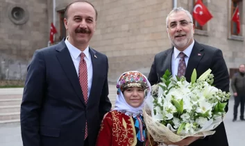 Bakan Işıkhan Isparta’da bir dizi ziyarette bulundu