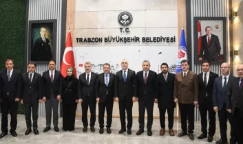 Bakan Işıkhan’dan Trabzon Büyükşehir Belediyesi’ne ziyaret