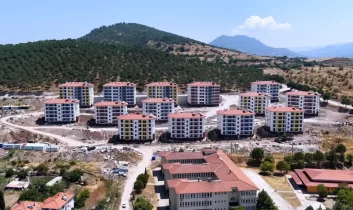 Bakan Kurum: Yalnız bırakmadık, bırakmayız