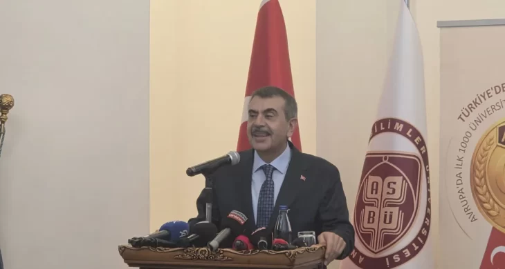 Bakan Tekin: “Biz kimin çocuğu oluyoruz arkadaşlar?”