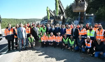 Bakan Uraloğlu: “Türkiye’yi güçlü yarınlara hazırlıyoruz”