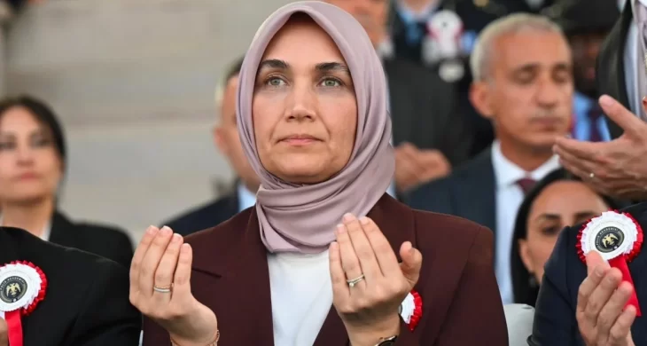 Bakan Yardımcısı Yiğitbaşı genç polisleri tebrik etti: “Allah ayaklarına taş değdirmesin”