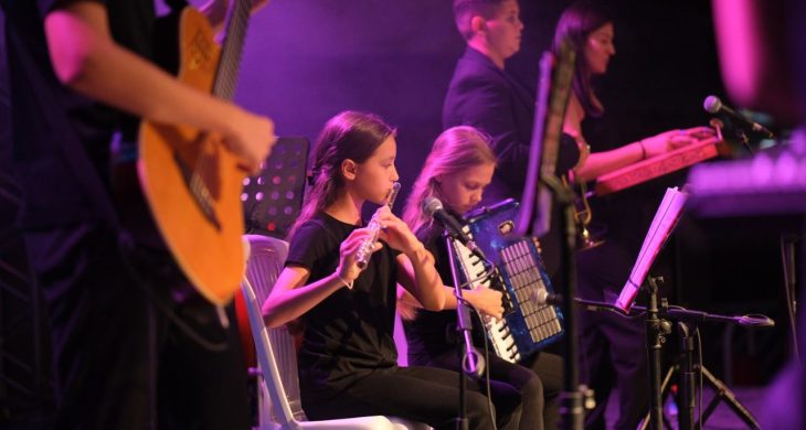 MOD10 Gençlik Orkestrası Altınova’da kurtuluş coşkusu yaşattı