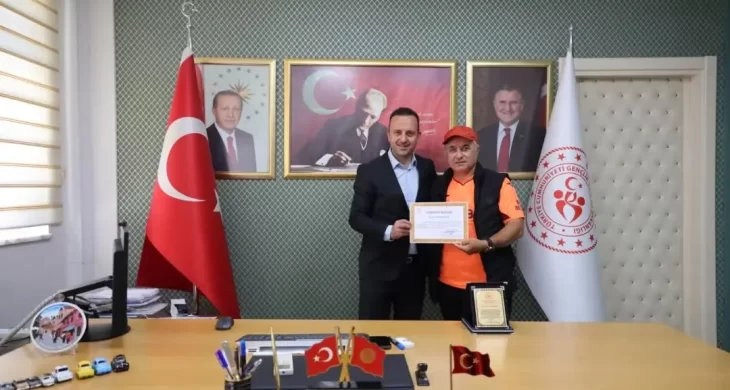 Başarılı antrenör Külünk’e Artvin üzülüyor, Sinop seviniyor