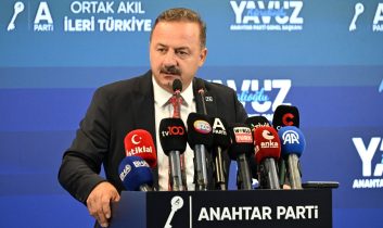 Ağıralioğlu: Millet iradesi 2028’de Anahtar Parti’yi kayyum olarak iktidara getirmelidir