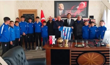Başkan Barış Koç’tan Şampiyon U14 Futbol takımına tebrik