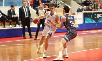Basketbol’da Kağıtspor yeniden 1. Lig’de