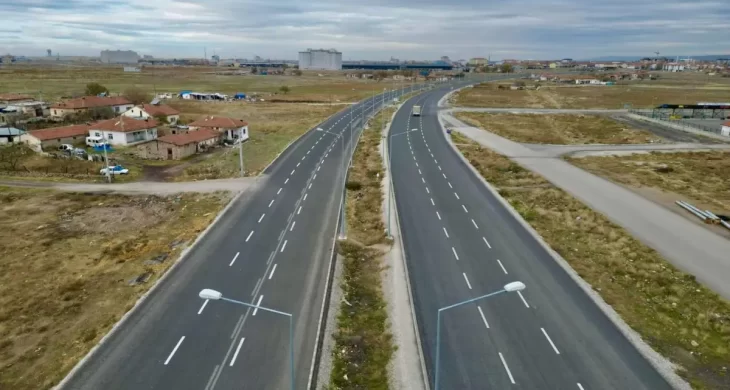 Başkan Dinçer Aksaray’ın Trafiğini Rahatlatacak O Büyük Projeyi Açıkladı!