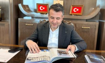 Başkan Halit Doğan’dan Sürmanşet Haber Dergisi’ne yakın ilgi