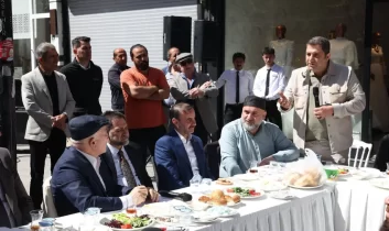 Başkan Sekmen noktayı koydu: Taşmağazaları yıkılmayacak
