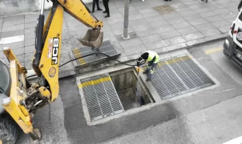 Başkent’in yağmur suyu altyapısında temizlik ve bakım çalışmaları sürüyor