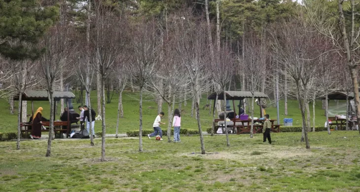 Başkentliler mesire alanlarında bayramın tadını çıkardı