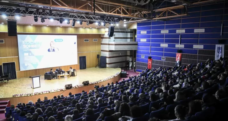 Başkent’te moda rüzgârı: Kocatepe Sohbetleri’nin konuğu Dilek Hanif oldu