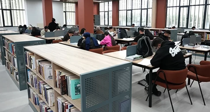 Batman’lı gençler kütüphaneleri dolduruyor