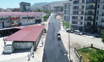 Battalgazi’de Selçuklu Mahallesi’nin yolu asfaltla yenilendi