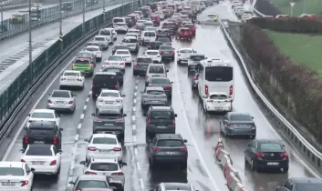 Bayramda ulaşımda yoğunluk: 12 milyonu aşkın araç geçiş yaptı