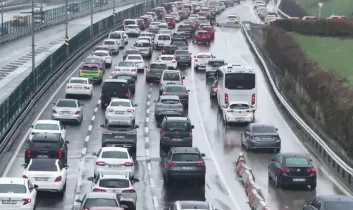 Bayramın 2. günü İstanbul trafiği kilitlendi