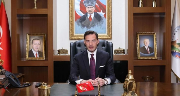 Belediye başkanının makam odasında dinleme cihazı bulundu: 2 kişi tutuklandı