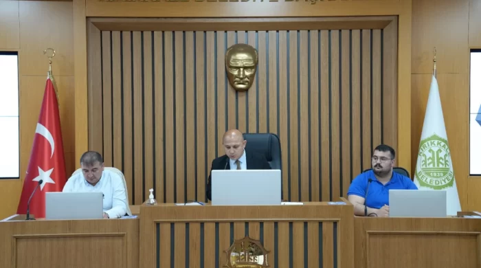 Belediye Meclisinde Gündem Yoğundu