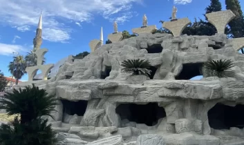 Belek’te dev heykellerle tarih canlanıyor