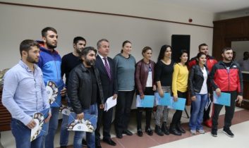 ASÜ’lü Sporcular Ödüllendirildi