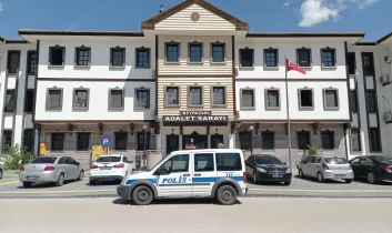Beypazarı Adliyesinde görev süreleri sona eren Hâkim ve Savcılar başka yerlere atandı