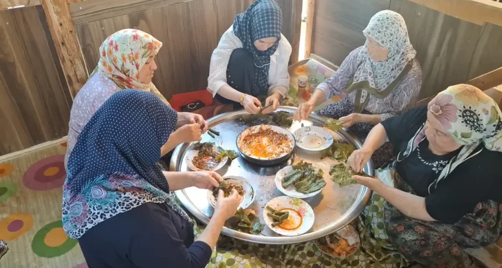 Beypazarı’nda düğün hazırlıkları imece usulüyle sürüyor