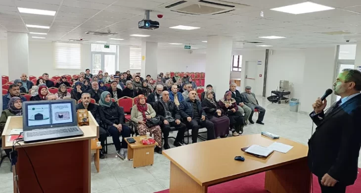 Beypazarı Müftülüğü 2026 Hac Eğitim Semineri başlattı
