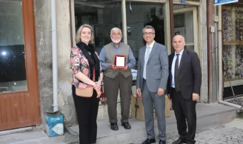 Beypazarı’nda geleneksel meslek ustalarına vefa plaketi
