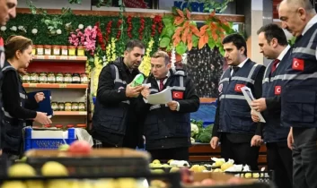 Biber fiyatıyla oynayan markete 1,8 milyonluk yaptırım