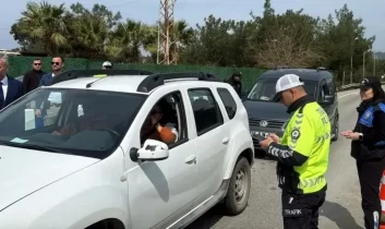 Bodrum’da bayram yoğunluğu: 25 bin araç giriş yaptı