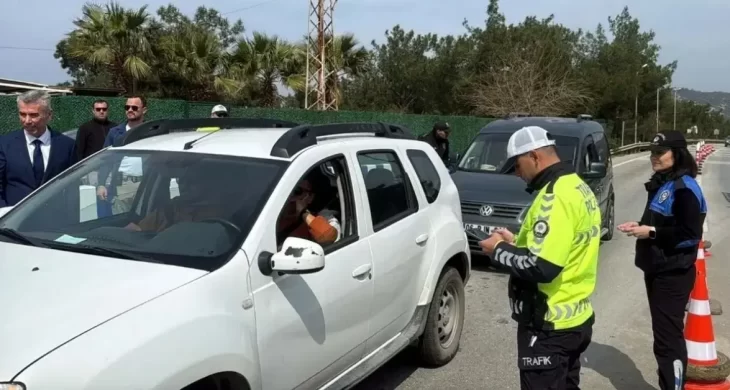 Bodrum’da bayram yoğunluğu: 25 bin araç giriş yaptı