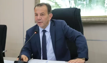 Bolu Belediye Başkanı Tanju Özcan’a “şantaj” davası