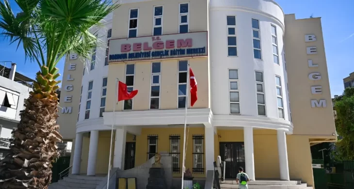 Bornova’da eğitim yatırımlarına bir yenisi daha eklendi