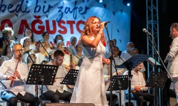 Bornova’da Zafer Coşkusu notalara döküldü