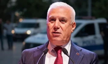 Bursa Büyükşehir Belediye Başkanı görevden uzaklaştırıldı