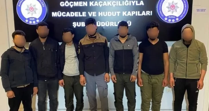 Bursa’da göçmen kaçakçılarına darbe, 3 ilçede operasyon düzenlendi