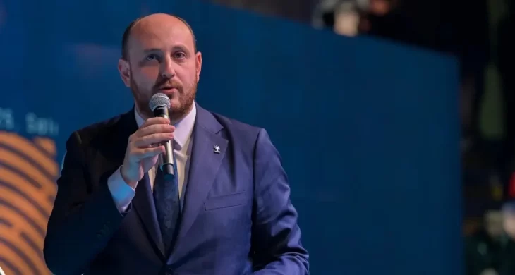 Büyükgümüş’ten “salonlar dolmadı” iddialarına sert yanıt