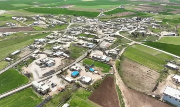 Büyükşehir’den kırsalda konforlu ulaşım için yoğun mesai