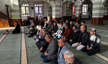 Kars’ta Gazi Mustafa Kemal Atatürk için Kur’an-ı Kerim tilaveti