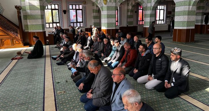 Kars’ta Gazi Mustafa Kemal Atatürk için Kur’an-ı Kerim tilaveti