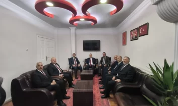 Çalışma ve Sosyal Güvenlik Bakanı Prof. Dr. Vedat Işıkhan’dan Kars’a yoğun mesai