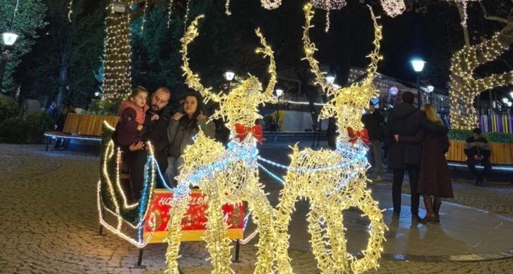 Çankaya Belediyesi ilçenin dört bir yanını ışık bahçesine çevirdi