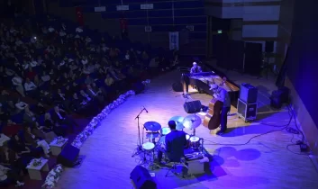 Caz müziğin evrensel tınıları Başkentlilerle buluştu