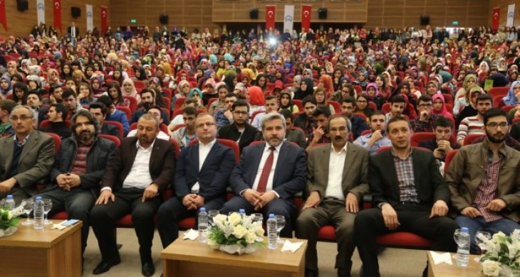 Cennete Gidemezsek Yandık İsimli Konferans İlgi Gördü