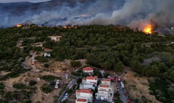 İzmir Buca’daki orman yangını kontrol altına alındı