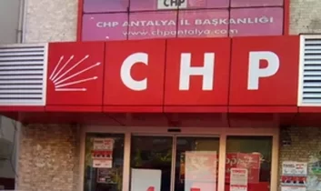 CHP Antalya il örgütü düştü